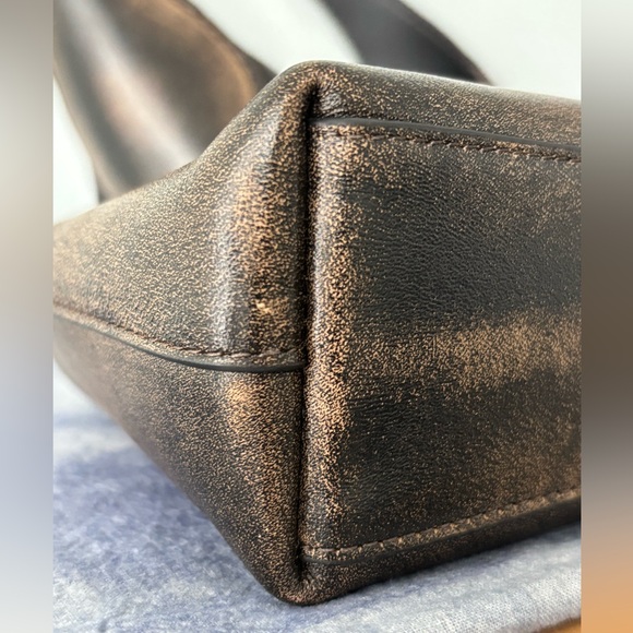 Coach Brooklyn 28 Loved Leather - Picture 9 of 15